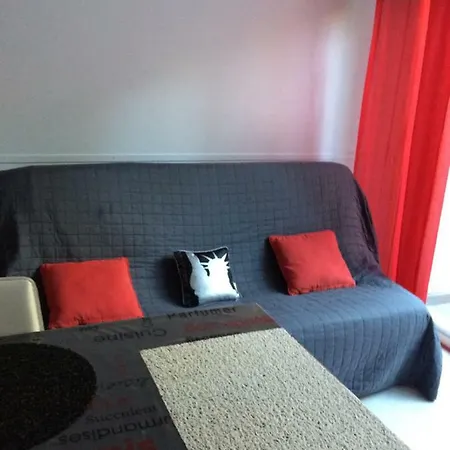 Studio Cannes Avec Jardinet Et Piscine Apartmán